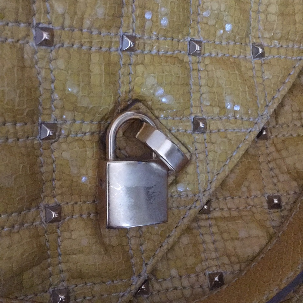 Marc Jacobs Stardust Beat Bag! - image 8